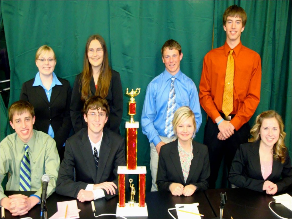 The members of the 2009 Academic Skills team from Wilmot High School.