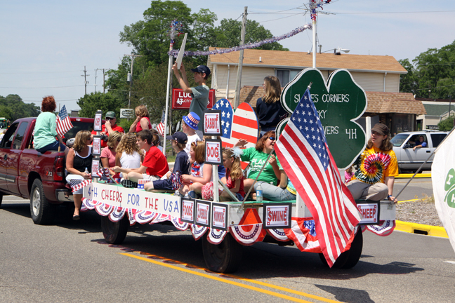 Slades Corners 4-h was decked out in a patriotic theme.