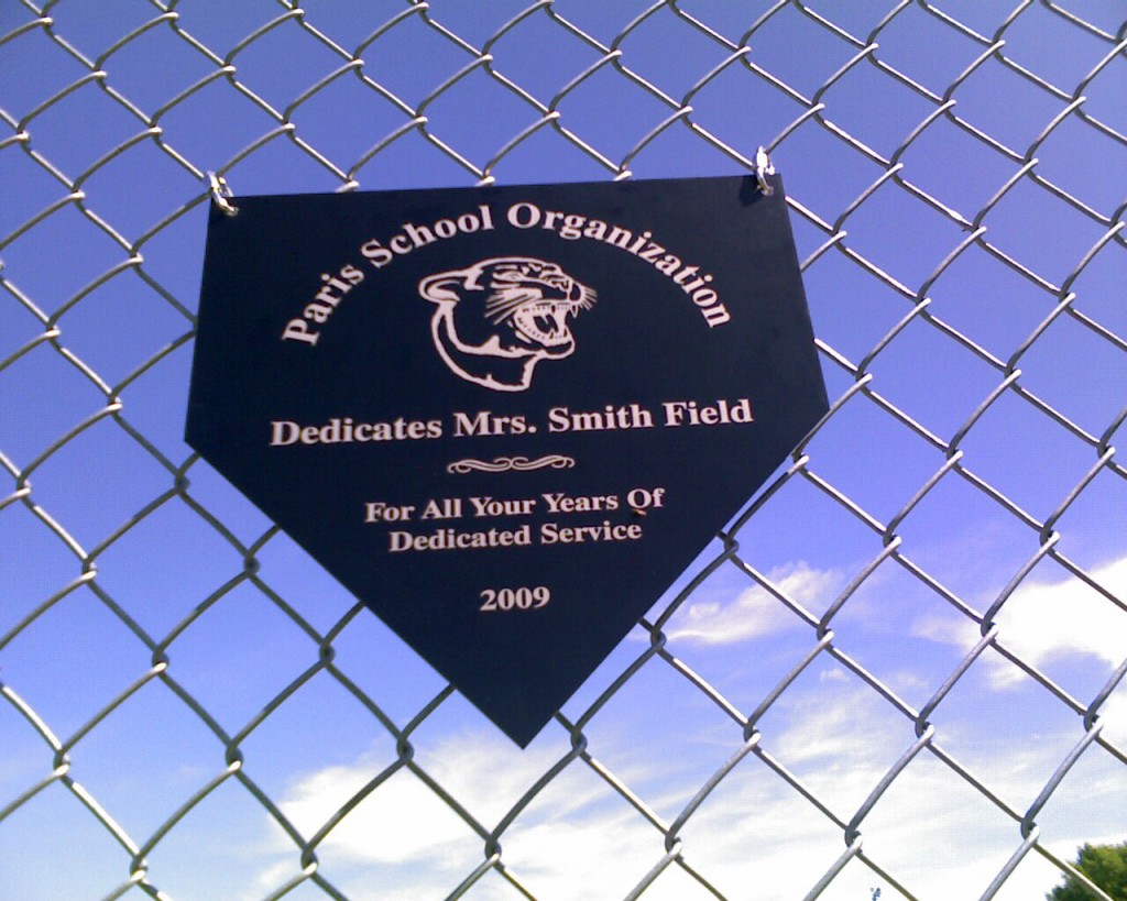 smith-field-sign