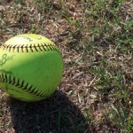 softball-grass-web
