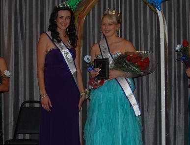 Miss Bristol 2013 Natalie LaForge (left) and Miss Bristol 2014 Emily Olson.