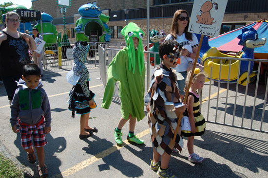 2014-fair-childrens-parade-11