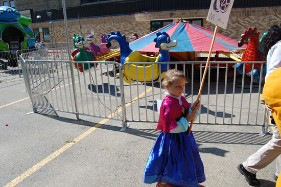 2014-fair-childrens-parade-13