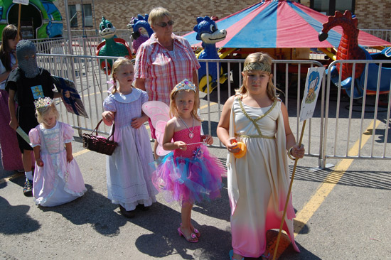 2014-fair-childrens-parade-8