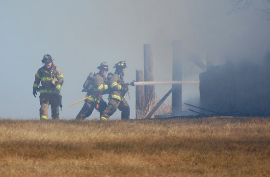 paris-barn-fire-3-21-2015-3