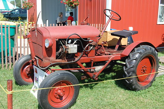 fair antique tractors 2015 1_opt