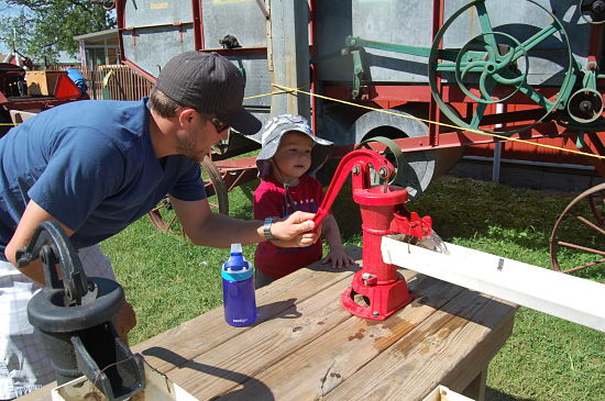 fair antique tractors 2015 3_opt