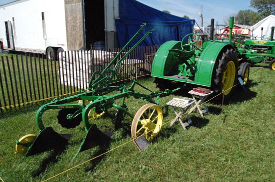 fair antique tractors 2015 9_opt