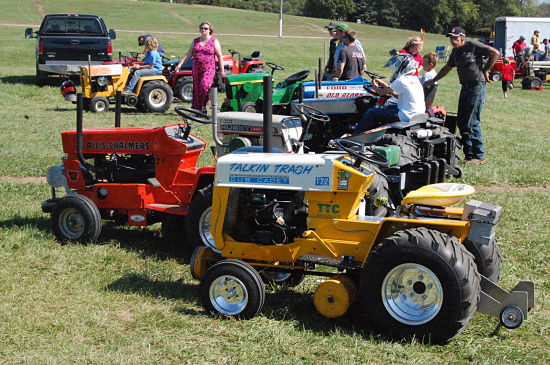 fair garden tractor pull 2015_opt