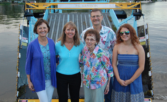 From left, Nancy Arnison, Lynn Arnison-Kaliski, Alice Arnison, Len Kaliski and Jeanne Kaliski.