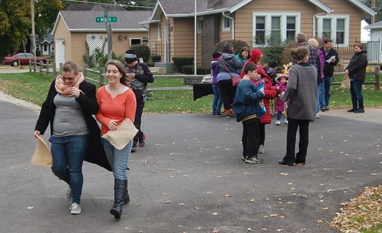 sl-family-fun-walk-and-fall-fest-2015-2