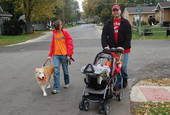 sl-family-fun-walk-and-fall-fest-2015-6