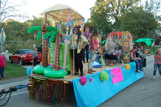 chs-homecoming-parade-2016-35