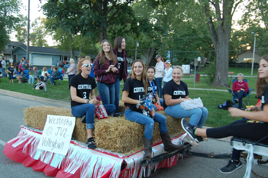 chs-homecoming-parade-2016-43